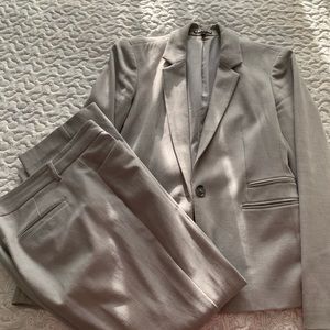 Light grey full suit Express
